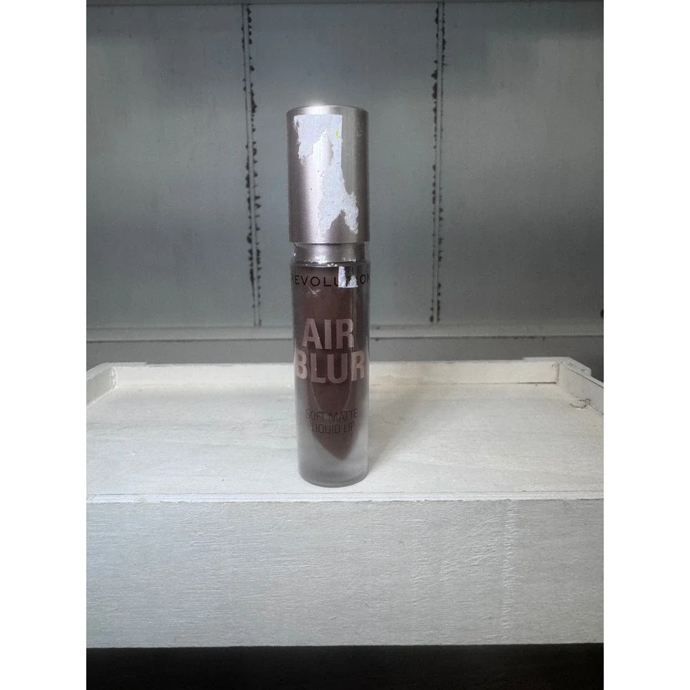 Revolution Beauty London Air Blur Soft Matte Liquid Lip Coco Brown 3.5ml New